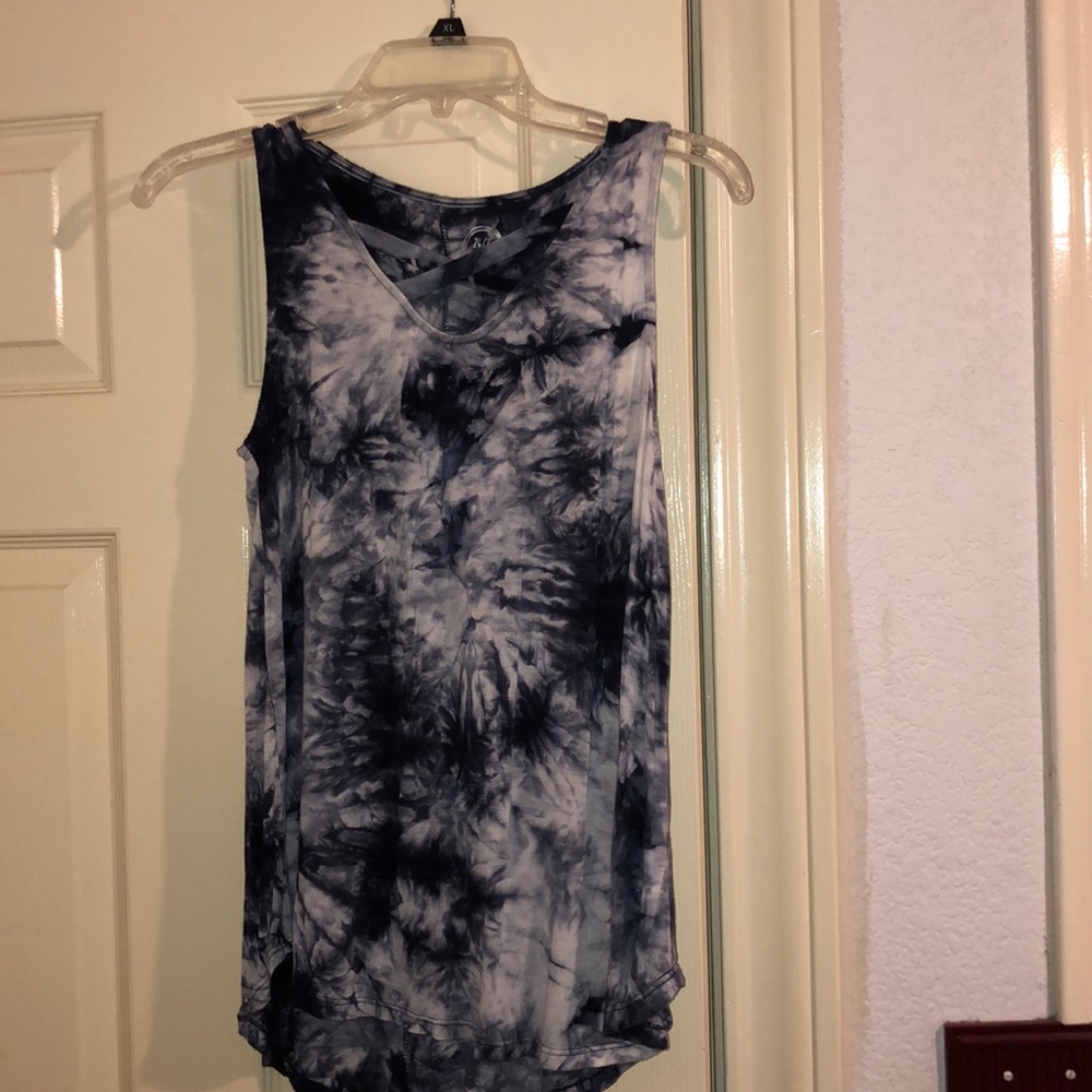 Maurice’s tank top